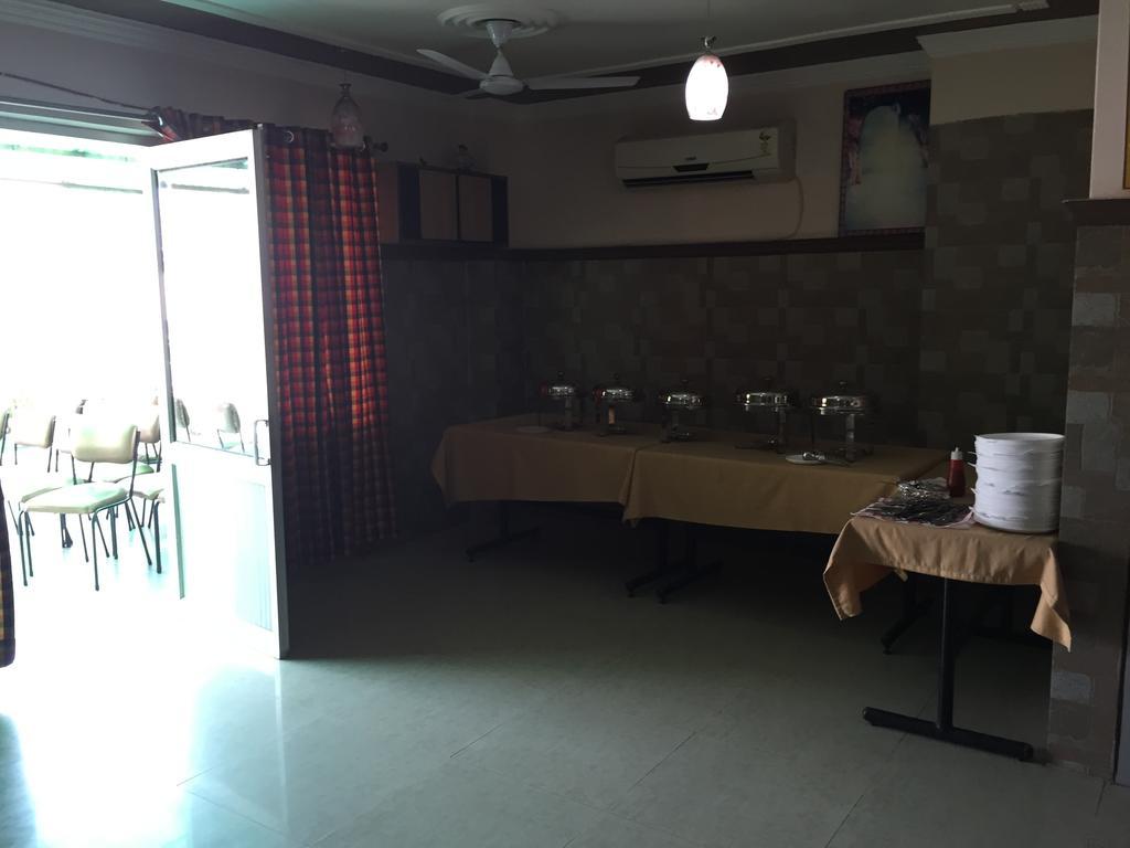Hotel Swastik Jammu Extérieur photo